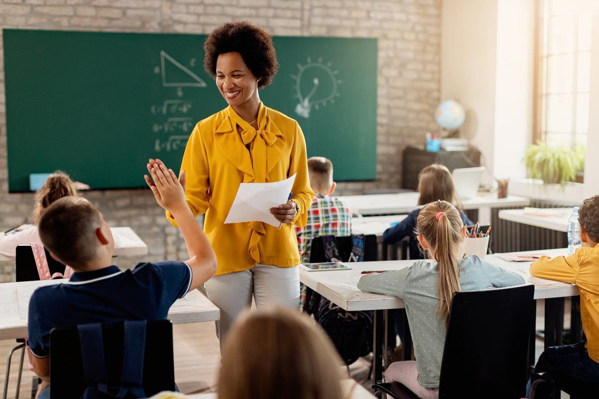 Teacher leading a live classroom session